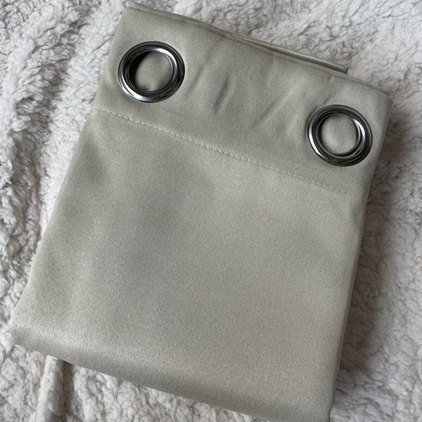 Cortina black out praga